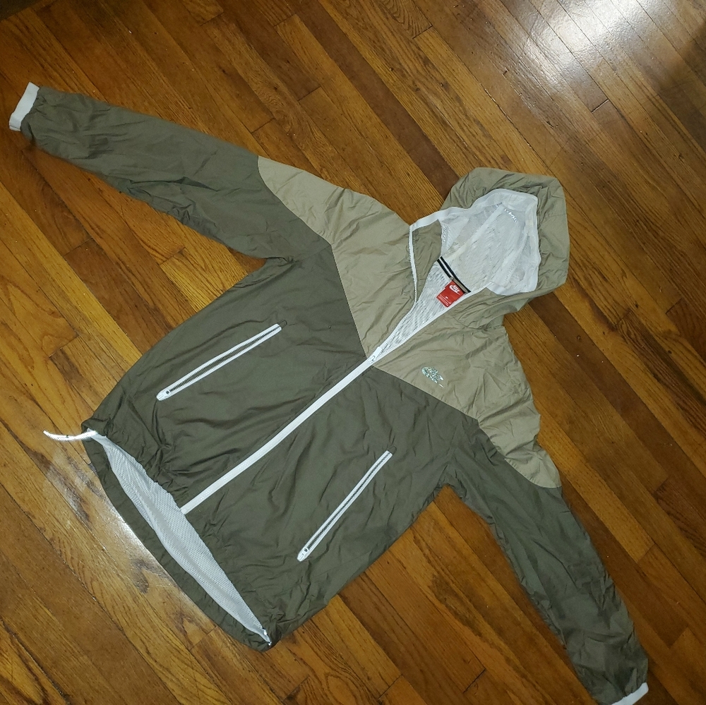 Nike windbreaker